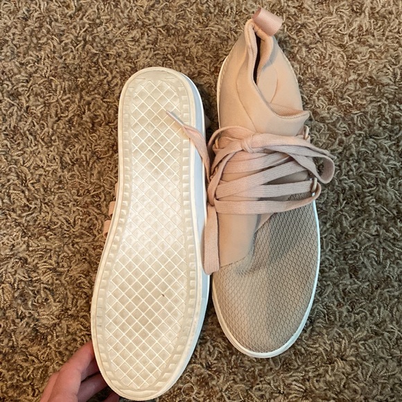 Steve Madden sneakers - Picture 4 of 9